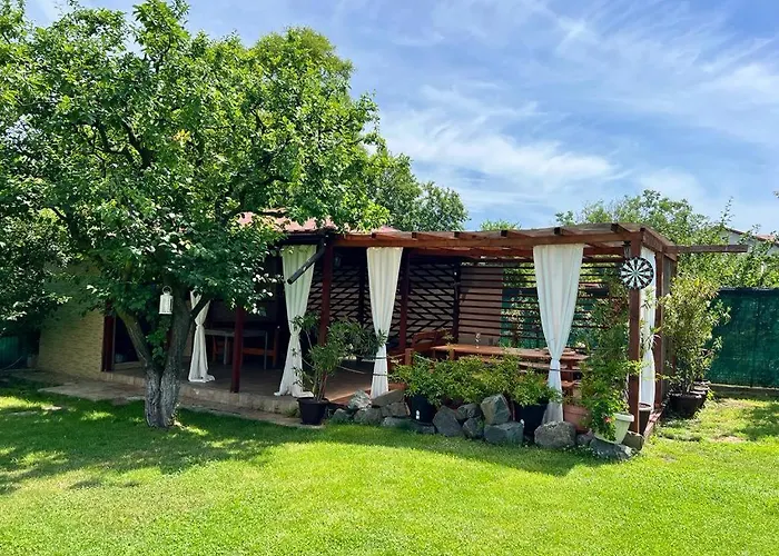 House75 Vendégház *